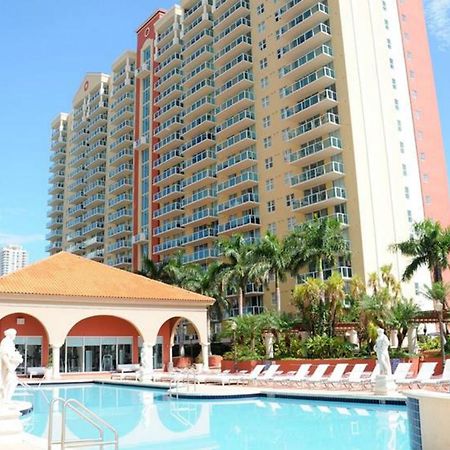 Global Luxury Suites In Sunny Isles Doral Exterior photo